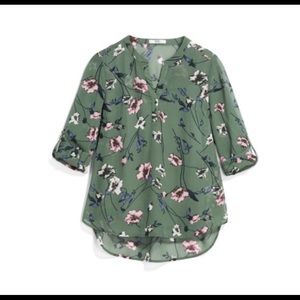 Q&A Mileigh Split Neck Blouse (without cami)
